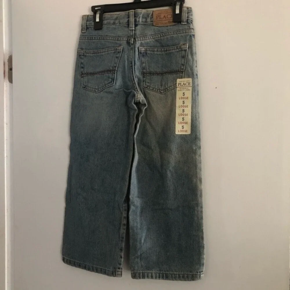 The Children’s Place TCP NWT Boy's 100% Cotton Faded Loose Fit Jeans Size 5